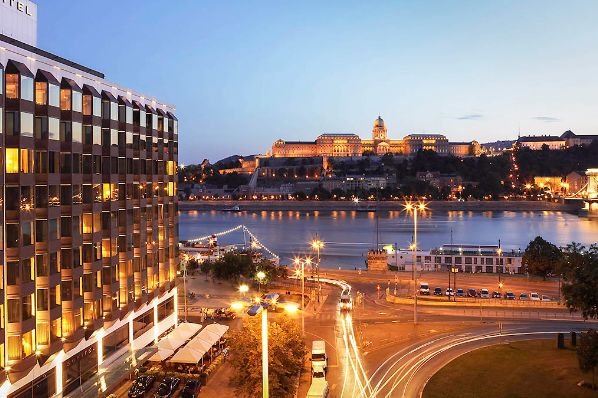 Sofitel Budapest Chain Bridge Hotel sold for €75m (HU)