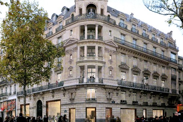 Hines and Universal-Investment complete €600m Apple Paris store deal (FR)