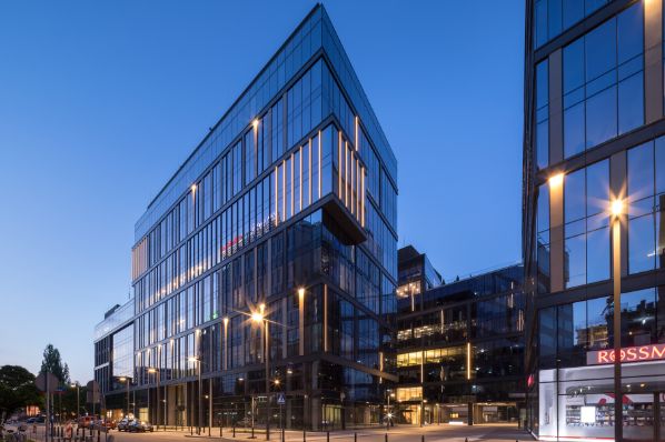 Hines sells Warsaw Proximo II office building (PL)