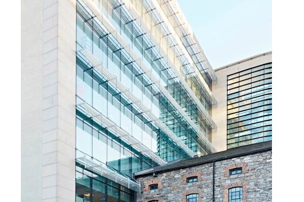 Google invests in Dublin office real estate (IE)