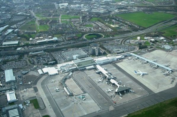 Warehouse REIT acquires Glasgow Airport's Air Cargo Centre (GB)