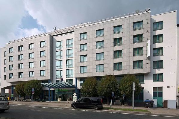 Patrizia sells two Holiday Inn hotels in Germany