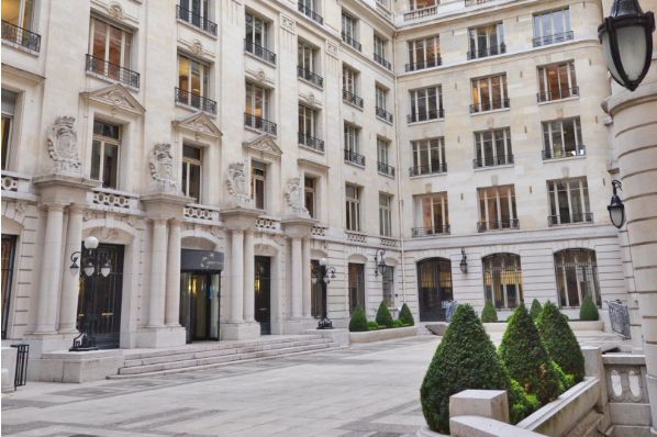 Swiss Life to acquire €1.7bn office portfolio in Paris CBD (FR)