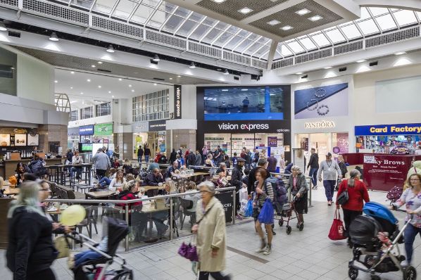 Tikehau Capital acquires the Nicholsons Shopping Centre in Maidenhead (GB)