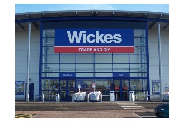 Schroder sells Wickes retail warehouse in Basingstoke for c.€14m (GB)
