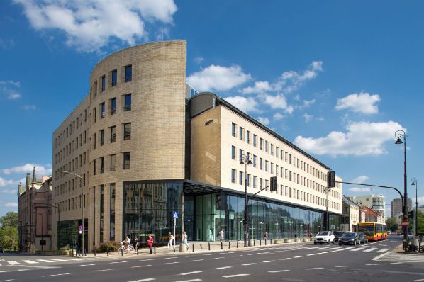 Credit Suisse acquires Warsaw office complex (PL)