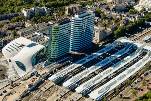 PMT buys prime office building in Arnhem (NL)