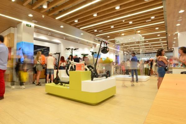 intu welcomes first AliExpress store in Europe