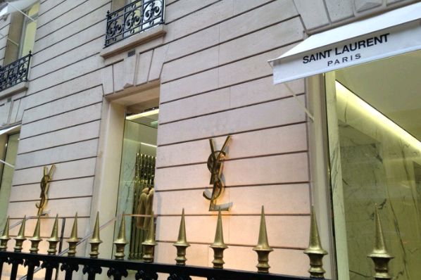 Invesco Real Estate acquires prime luxury retail asset in Paris (FR)