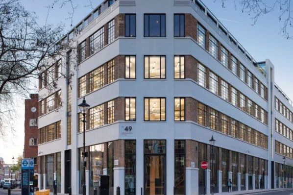 CBRE Global Investors acquire London office building (GB)