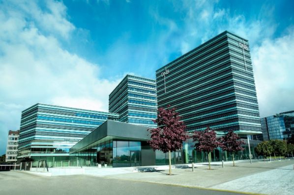 Deka acquires Vilnius office complex for €156m (LT)