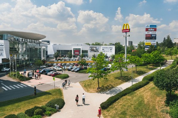 Investika acquires Galerie Butovice shopping centre in Prague (CZ)