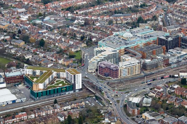 CLS invests €16m in Harrow office complex (GB)