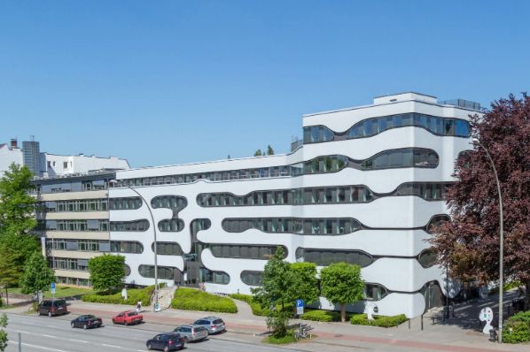 Berenberg acquires Hamburg office property (DE)