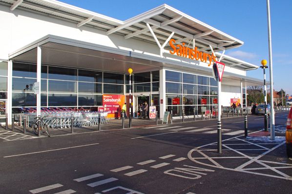 BA and Supermarket Income REIT to buy €114.4m stake in Sainsbury's portfolio (GB)
