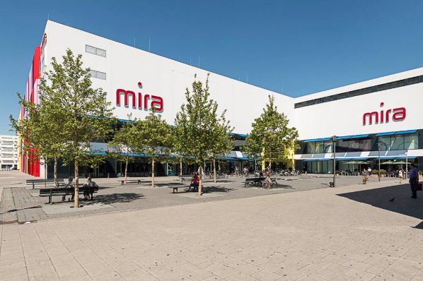 考夫兰与Mira购物中心（DE）签约