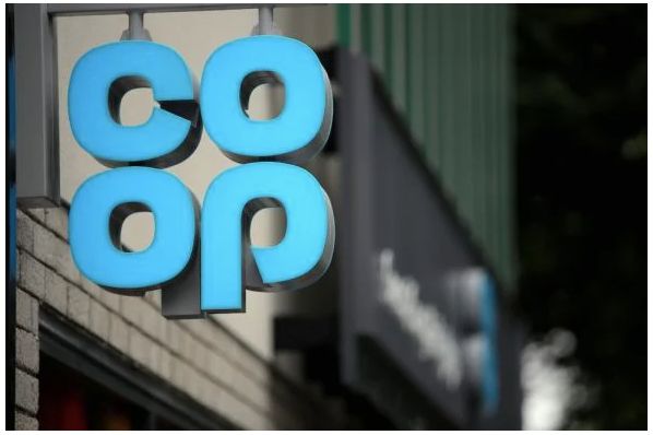 Co-op to create 1000 jobs in €145m stores expansion move (GB)