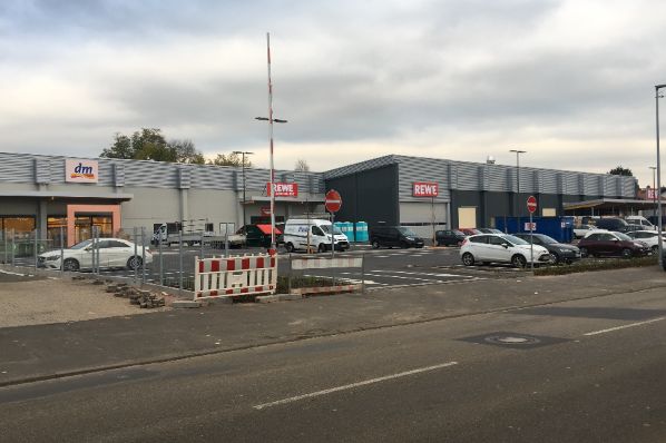 Barings acquires German retail park for c.€13m