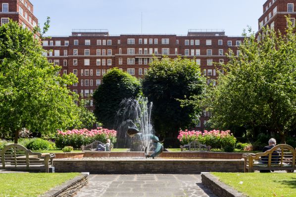 AXA IMRA completes Dolphin Square resi deal (GB)