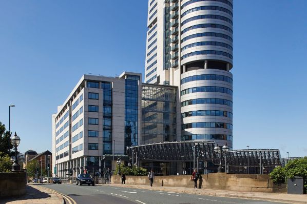 M7 Real Estate acquires landmark Leeds office (GB)
