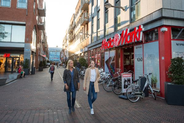 Altera sells Rijnplein shopping centre in Alphen (NL)
