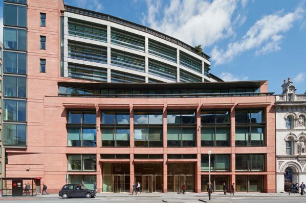 CBRE Global Investors acquire prime London office property (GB)