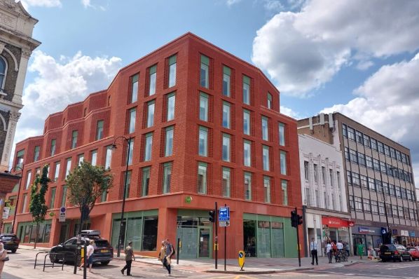 Premier opens its first hotel in Camden (GB)