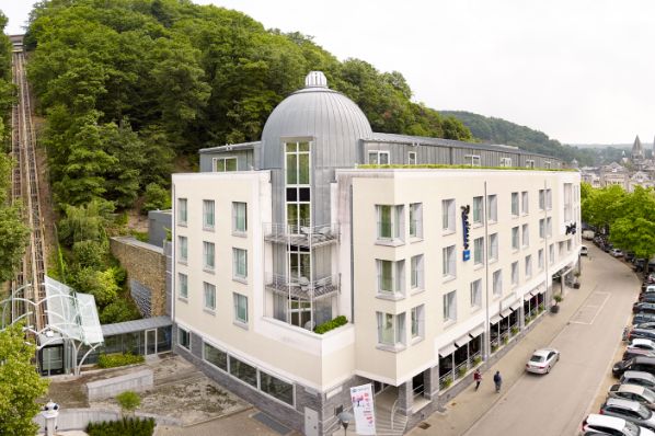 Cushman & Wakefield advised on Radisson Blu Palace Hotel & Spa sale (BE)