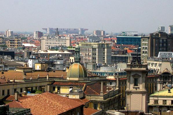 milan skyline image |©  IgnisFatuus