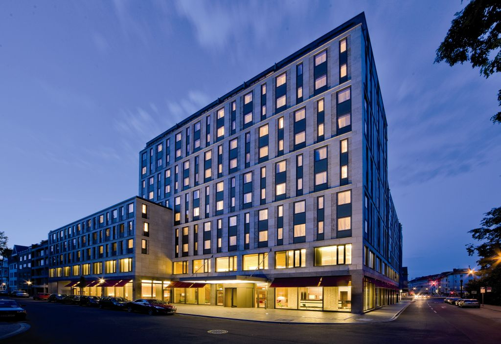Union Investment Acquires 4 Star Meliá Hotel In Düsseldorf De