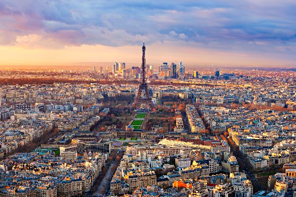 eiffel tower | ©Luciano Mortula