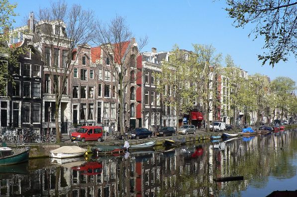 Amsterdam canal photo | Patrick Clenet