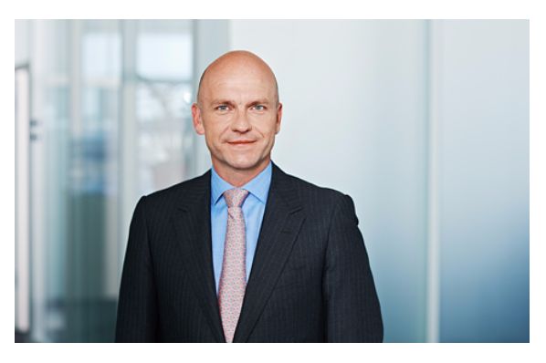 Alexander Gebauer takes responsibility as CEO for the Allianz Real Estate' ‘West Europe’ region