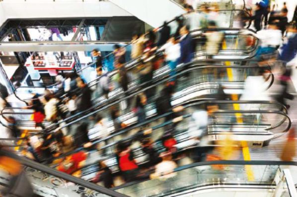 Measuring footfall in shopping centres