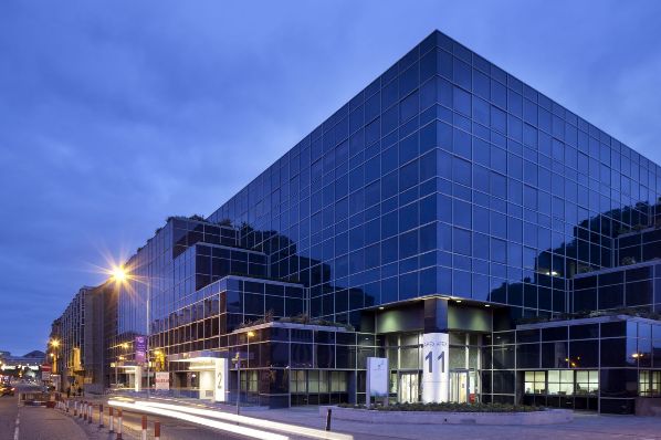 Patrizia acquires Apex House office complex in Edinburgh for c.€30m (GB)