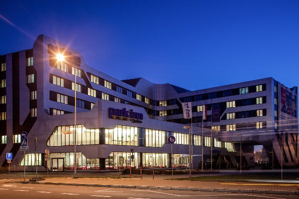 Union Investment acquires Park Inn by Radisson hotel in Krakow for €26m (PL)