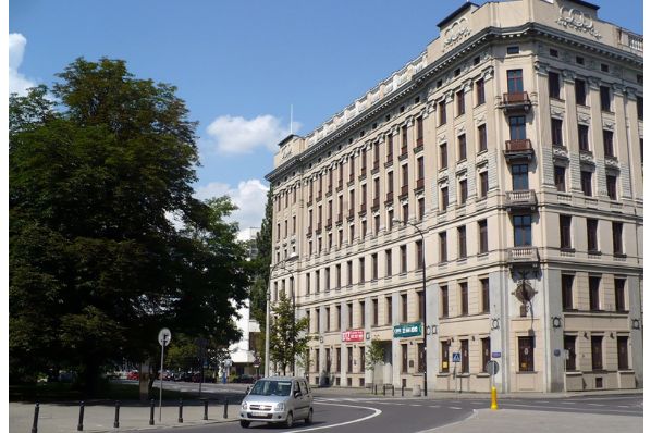 Generali Real Estate acquires Warsaw landmark office (PL)