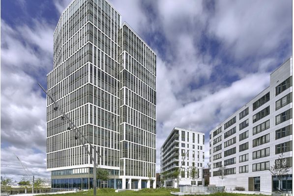 Real IS invest in Intelligent Quarters complex in Hamburg (DE)