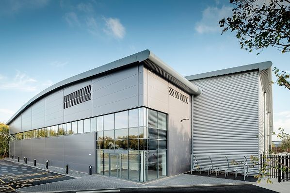 Orchard Street acquires M25 industrial warehouse for €12.7m (GB)