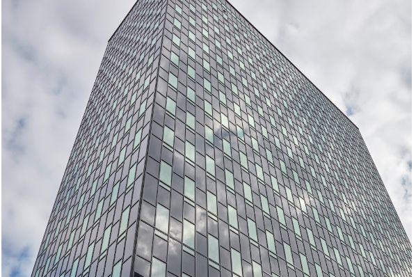 BNP Paribas REIM acquires iconic Kallmorgen Tower in Hamburg (DE)