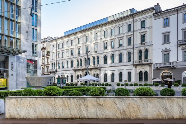 Kryalos SGR acquires two office buildings in Milan for €137m (IT)