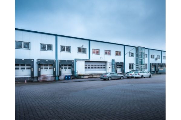 Crossbay acquires Hamburg logistics property (DE)