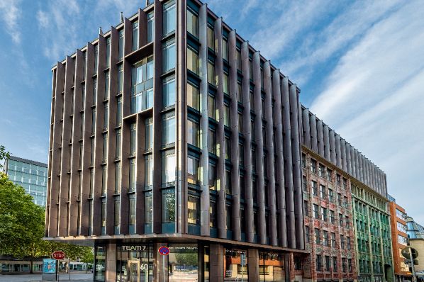 Caleus Capital Partners acquires Hamburg mixed-use building (DE)