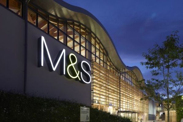 M&S outlines plans for clothing and home sections reopening (GB)