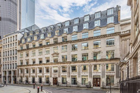 AM alpha acquires London office building (GB)