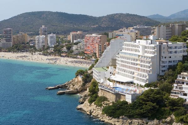 Universal Hotels unveils new Magaluf flagship (ES)