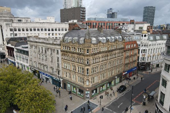 Thackeray Group acquires prime Manchester mixed-use building (GB)