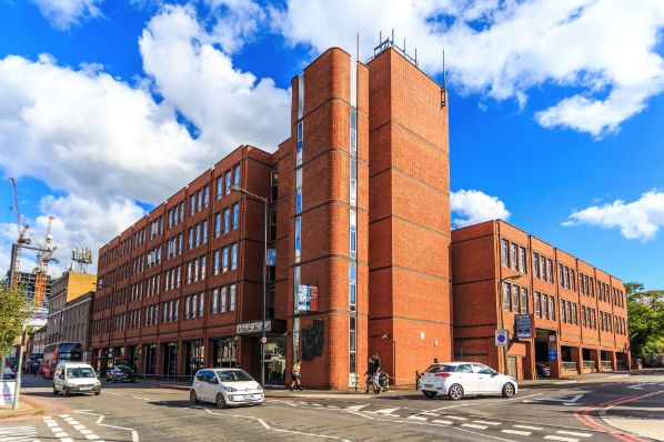 Newcore sells Sutton office building €13m (GB)