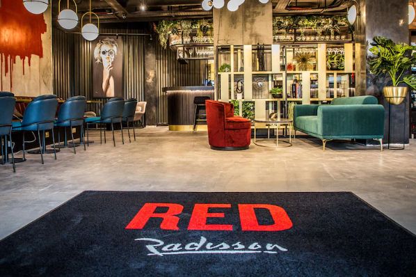 Radisson opens its first RED hotel in central London (GB)