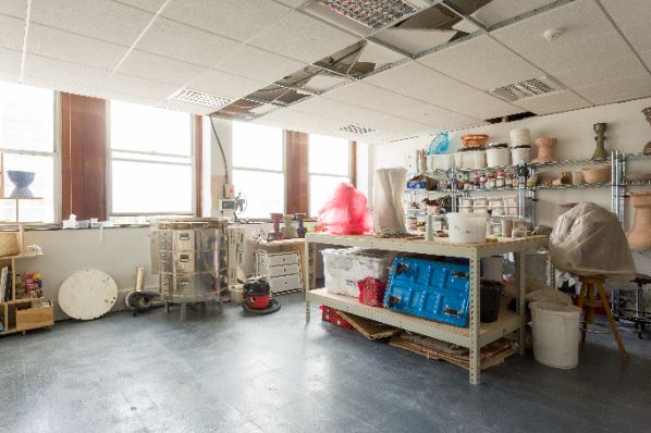 LOWE partners with SET to open 250 affordable art studios (GB)